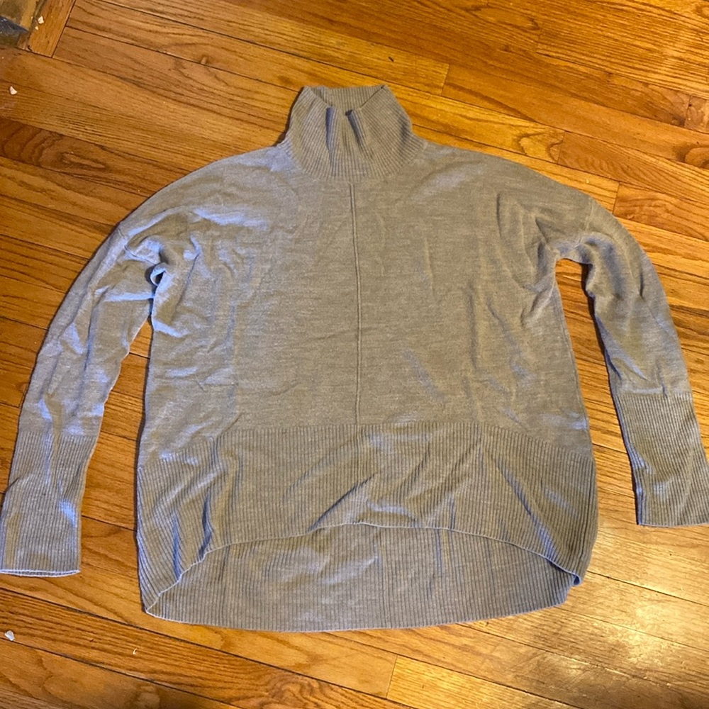 sweet romeo grey mock neck sweater large